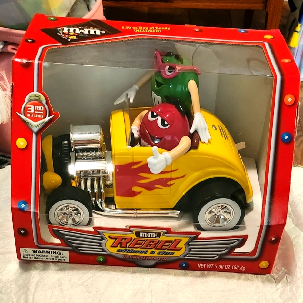 VINTAGE M&M Rebel without a Clue Dispenser Limited Edition NWT 2003